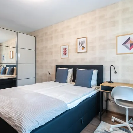 New Stylish 1-bedroom Flat In Business District Apartamento Sofía